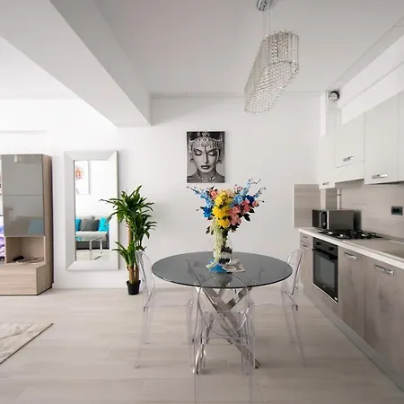Apartment Apartel Next To The Sea 2 Mamaia